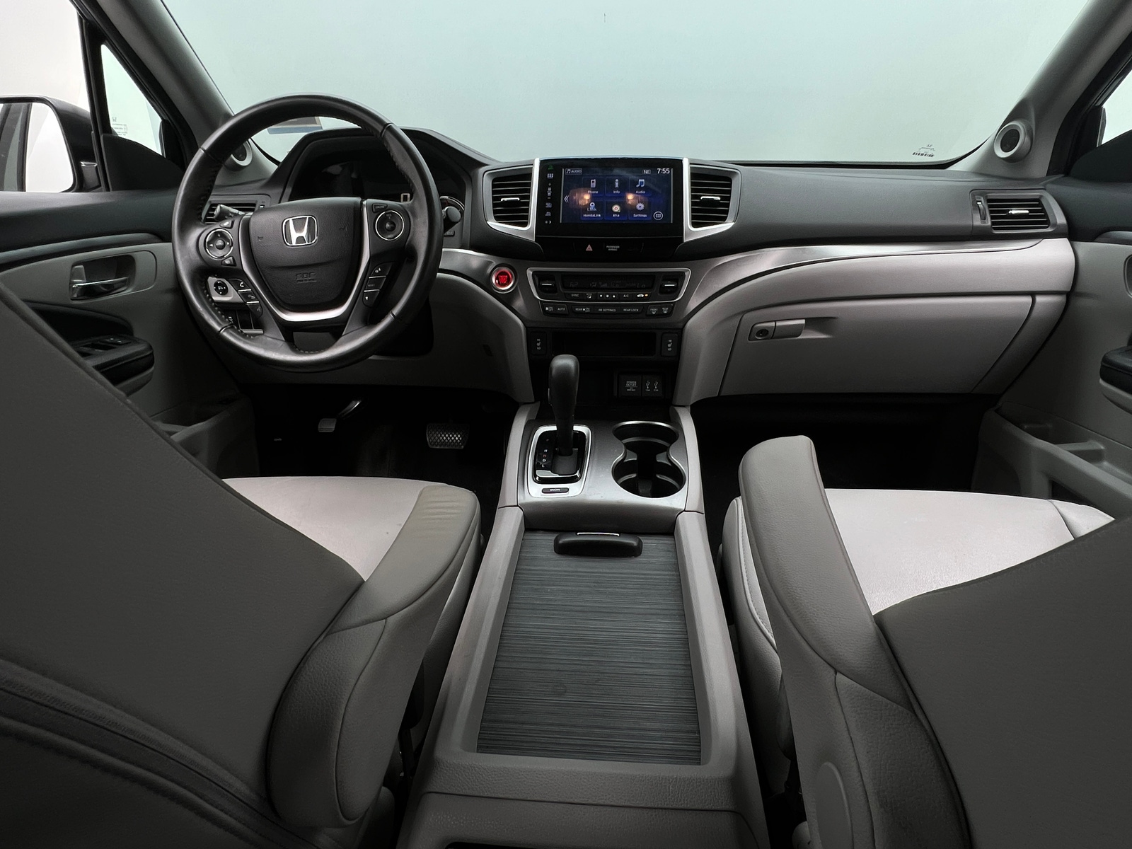 Thumbnail: 2016 Honda Pilot - 2