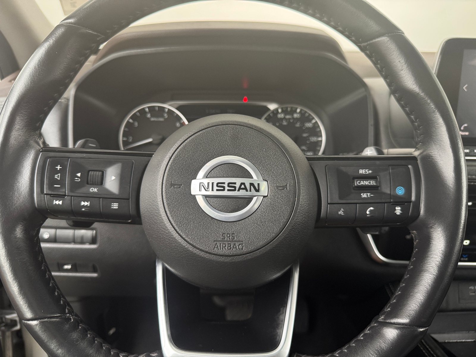 Thumbnail: 2021 Nissan Rogue - 4