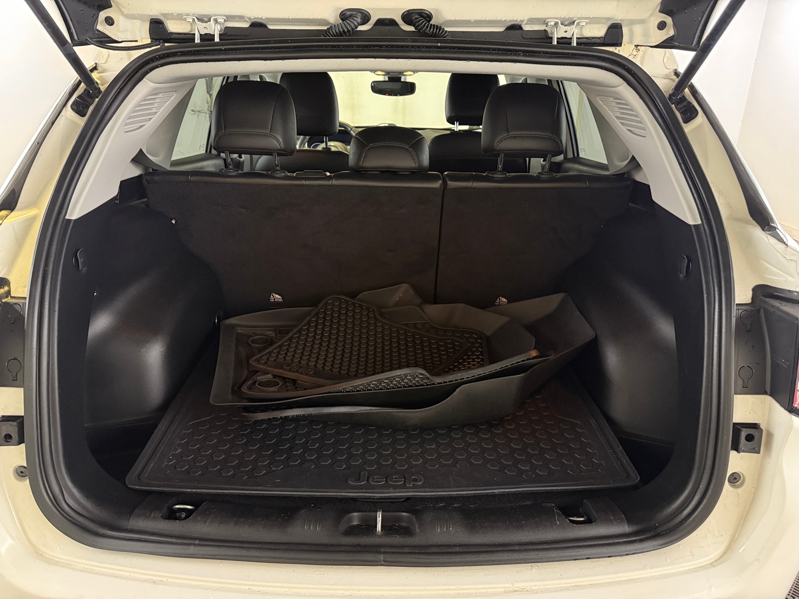 Thumbnail: 2019 Jeep Compass - 7