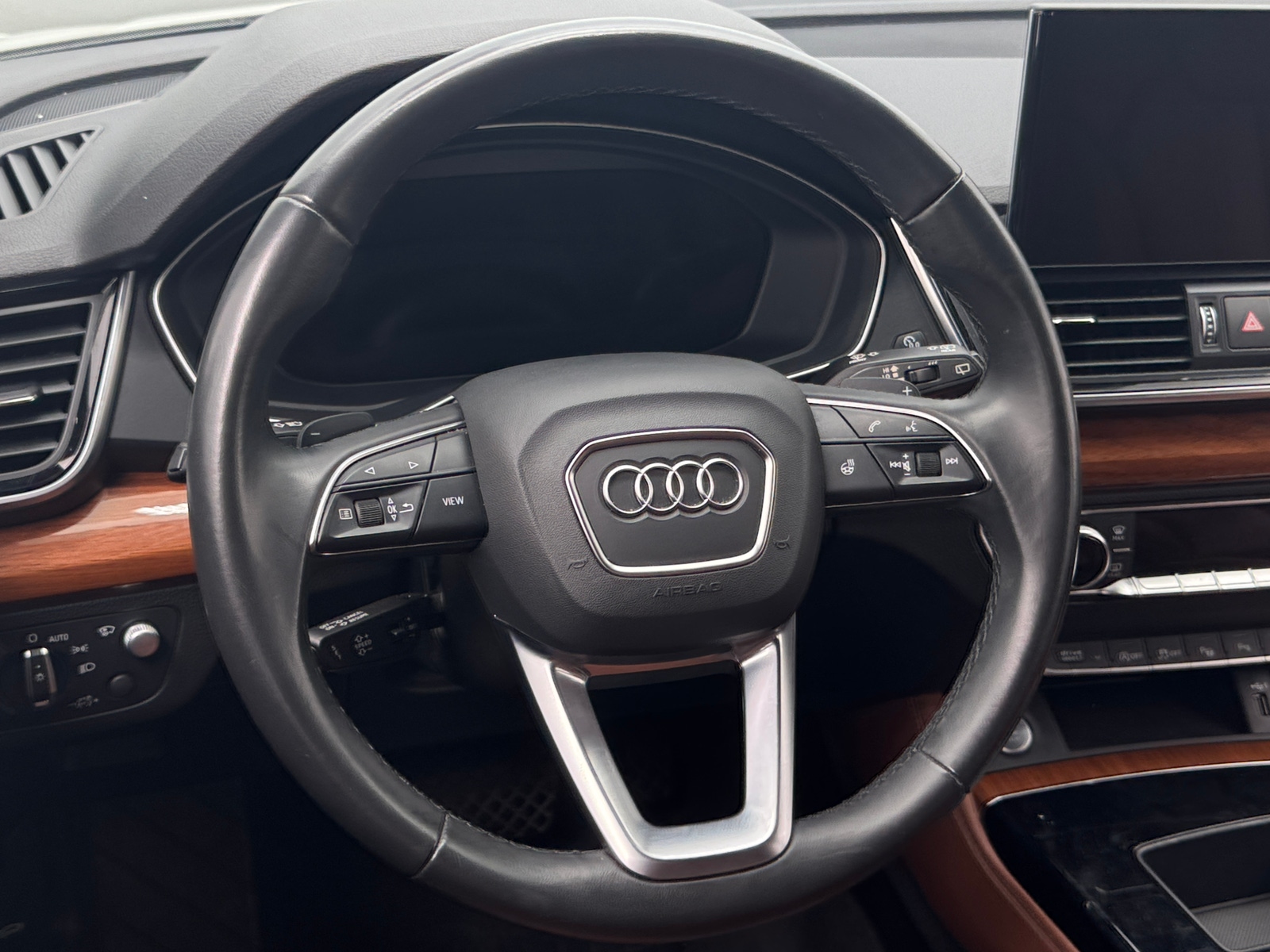 Thumbnail: 2021 Audi Q5 - 4