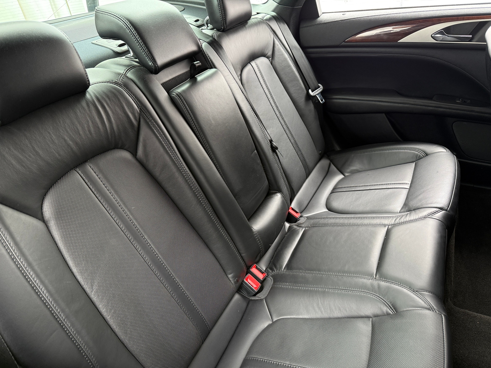 Thumbnail: 2020 Lincoln MKZ - 5
