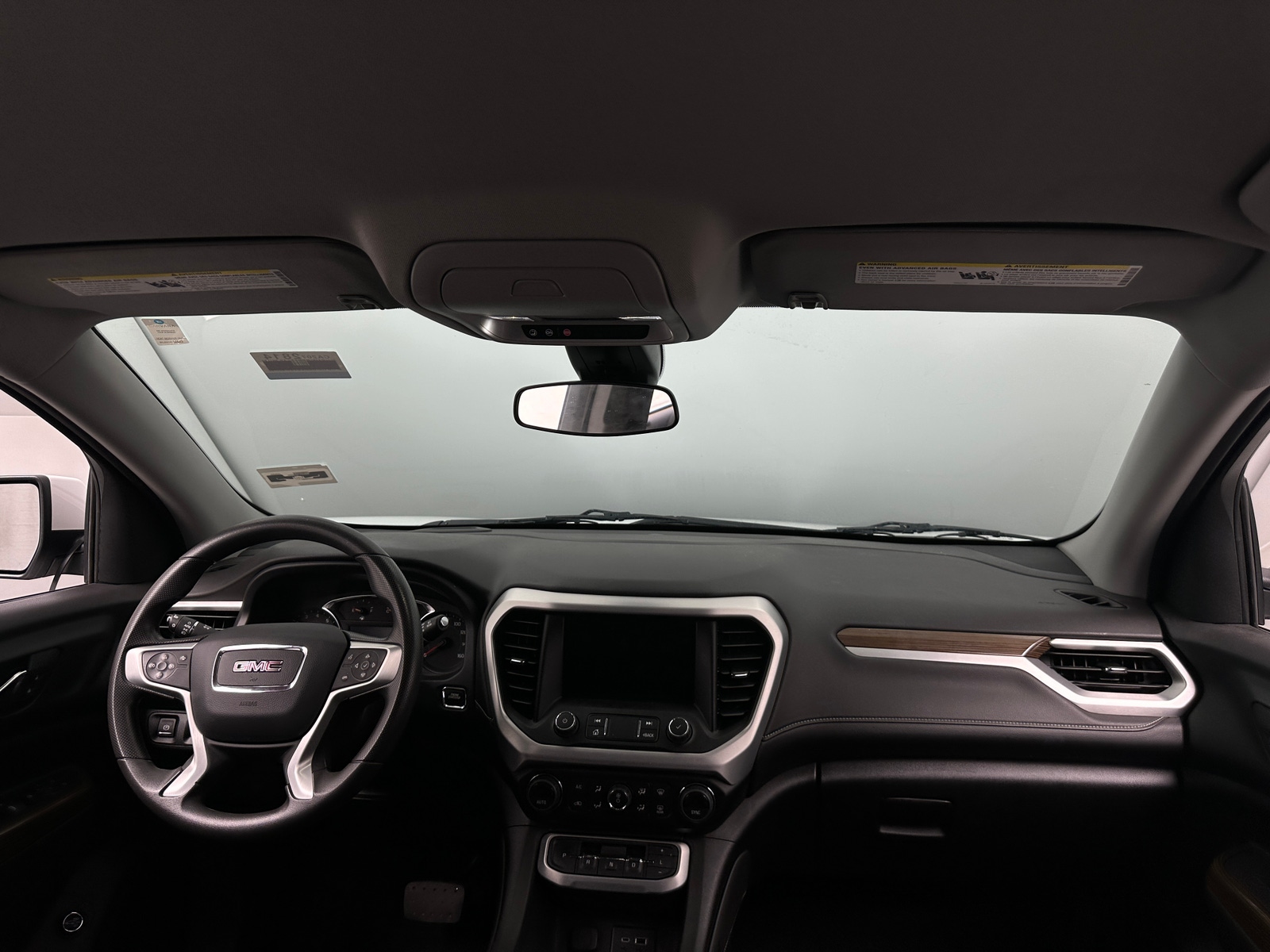 Thumbnail: 2023 GMC Acadia - 3