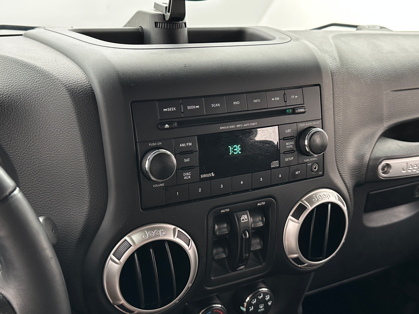 Thumbnail: 2017 Jeep Wrangler - 4