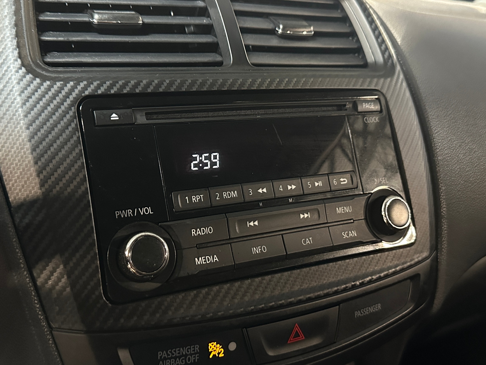 Thumbnail: 2017 Mitsubishi Outlander Sport - 4