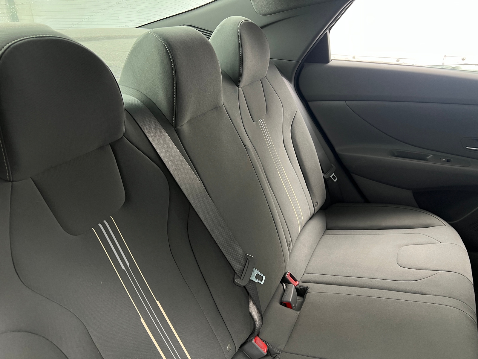 Thumbnail: 2022 Hyundai Elantra - 6