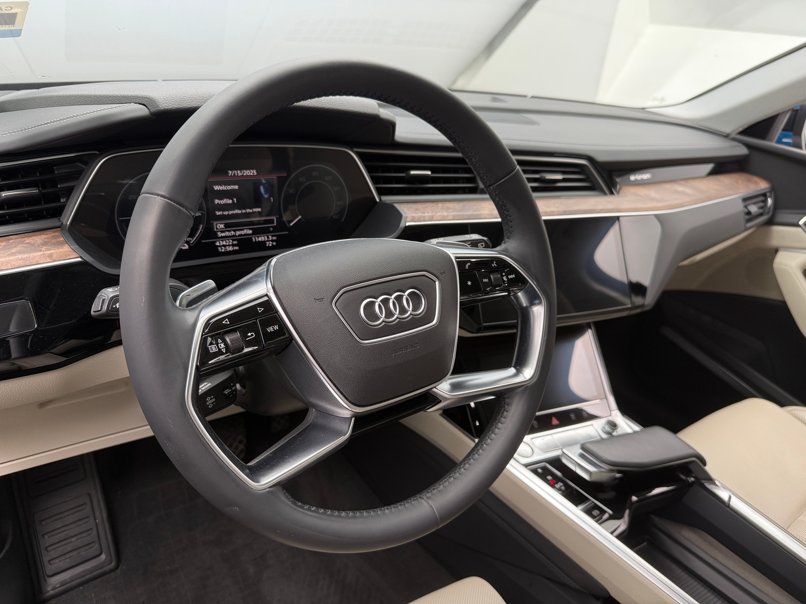 Thumbnail: 2019 Audi e-tron - 4