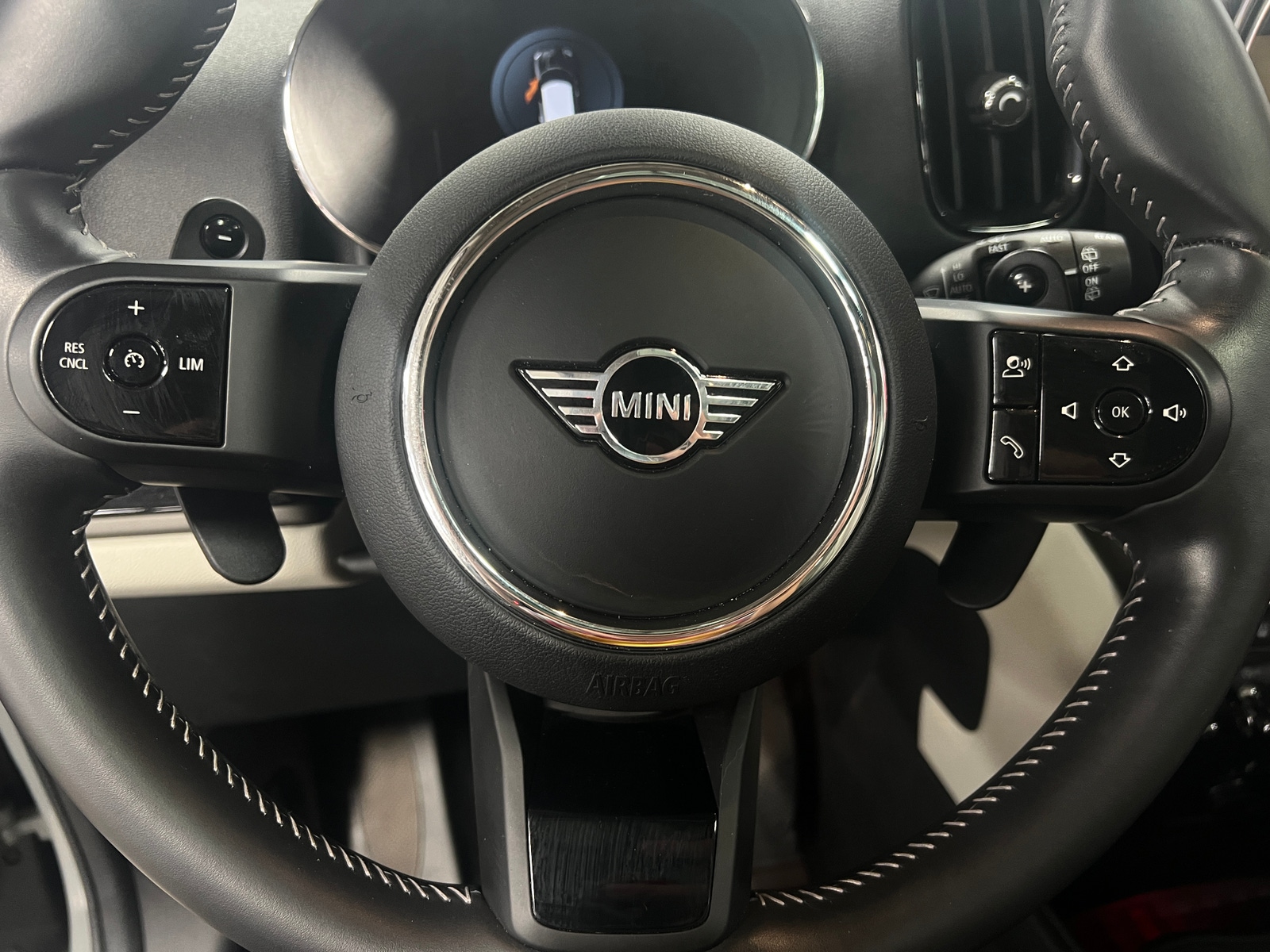 Thumbnail: 2023 MINI Cooper Countryman - 4