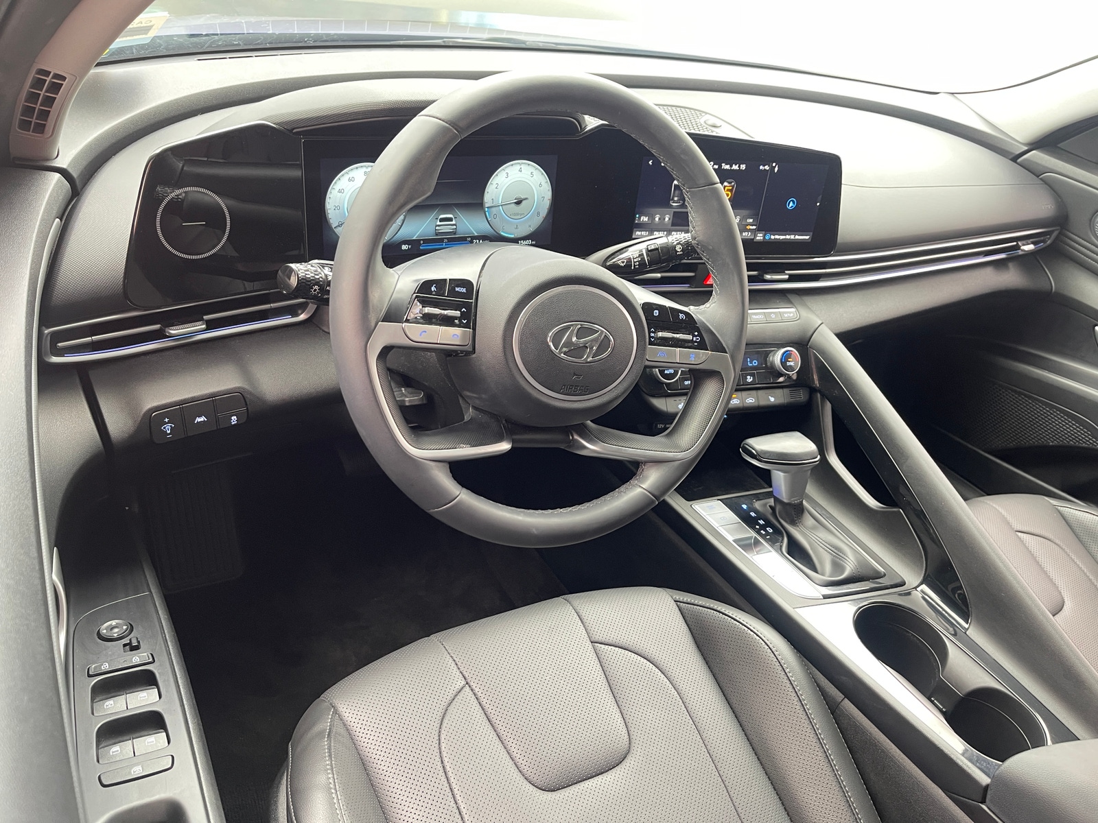 Thumbnail: 2023 Hyundai Elantra - 2