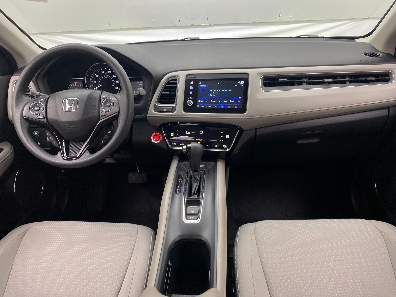 Thumbnail: 2019 Honda HR-V - 3