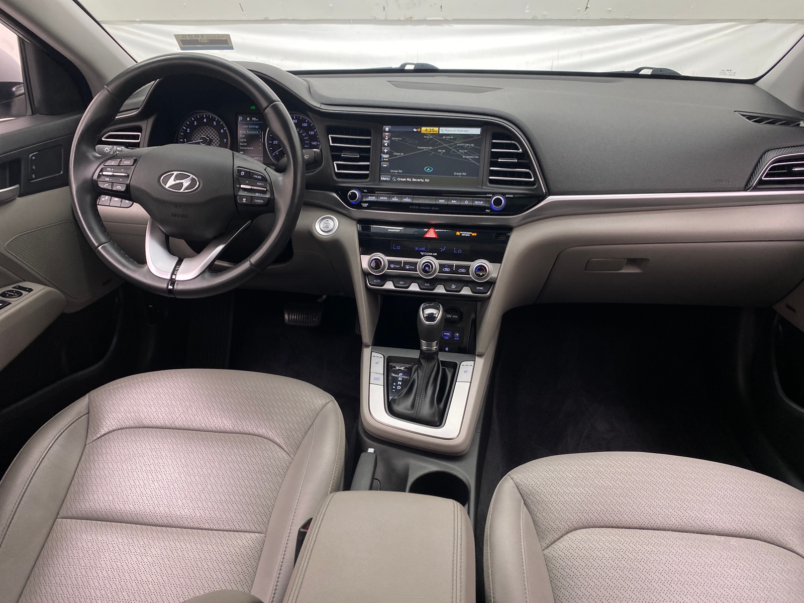 Thumbnail: 2019 Hyundai Elantra - 2