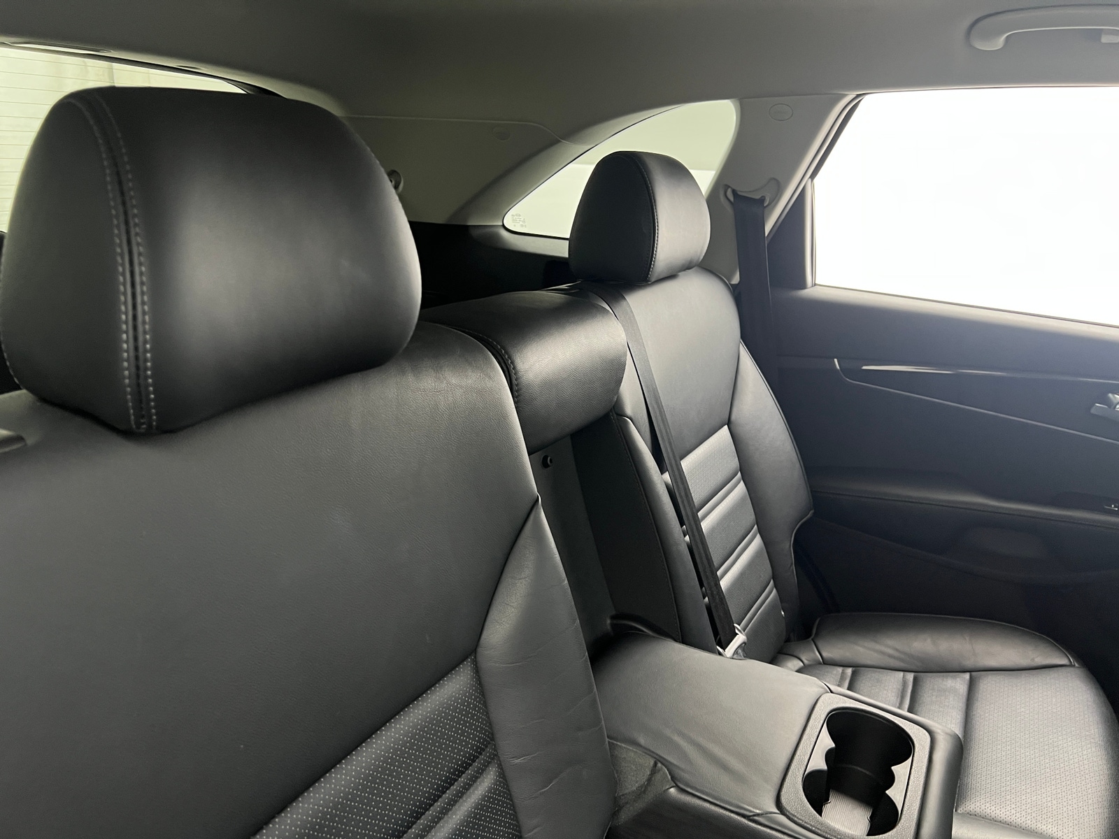 Thumbnail: 2016 Kia Sorento - 5