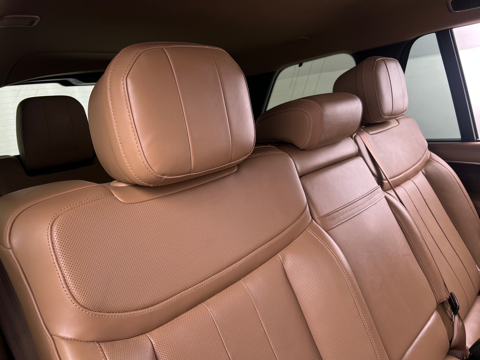 Thumbnail: 2023 Land Rover Range Rover - 5