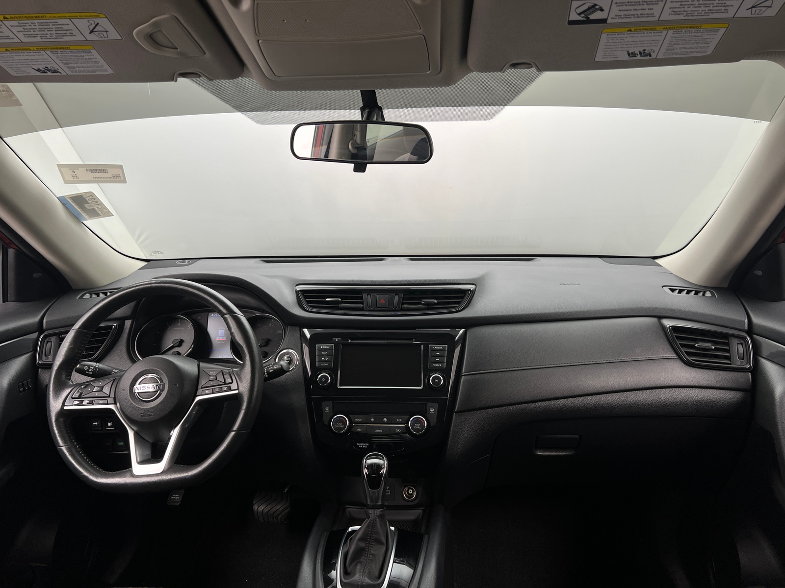 Thumbnail: 2018 Nissan Rogue - 3