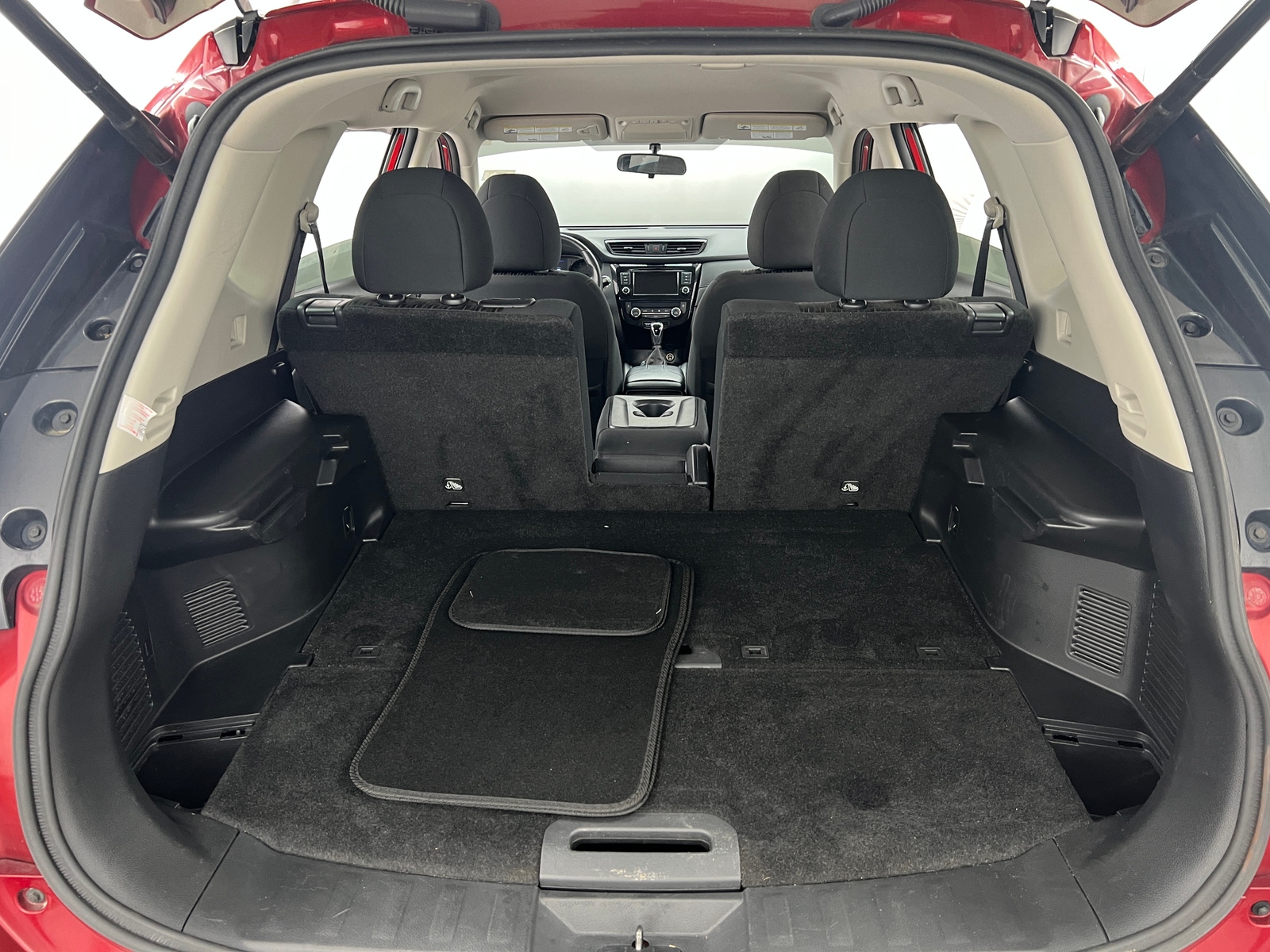 Thumbnail: 2018 Nissan Rogue - 7