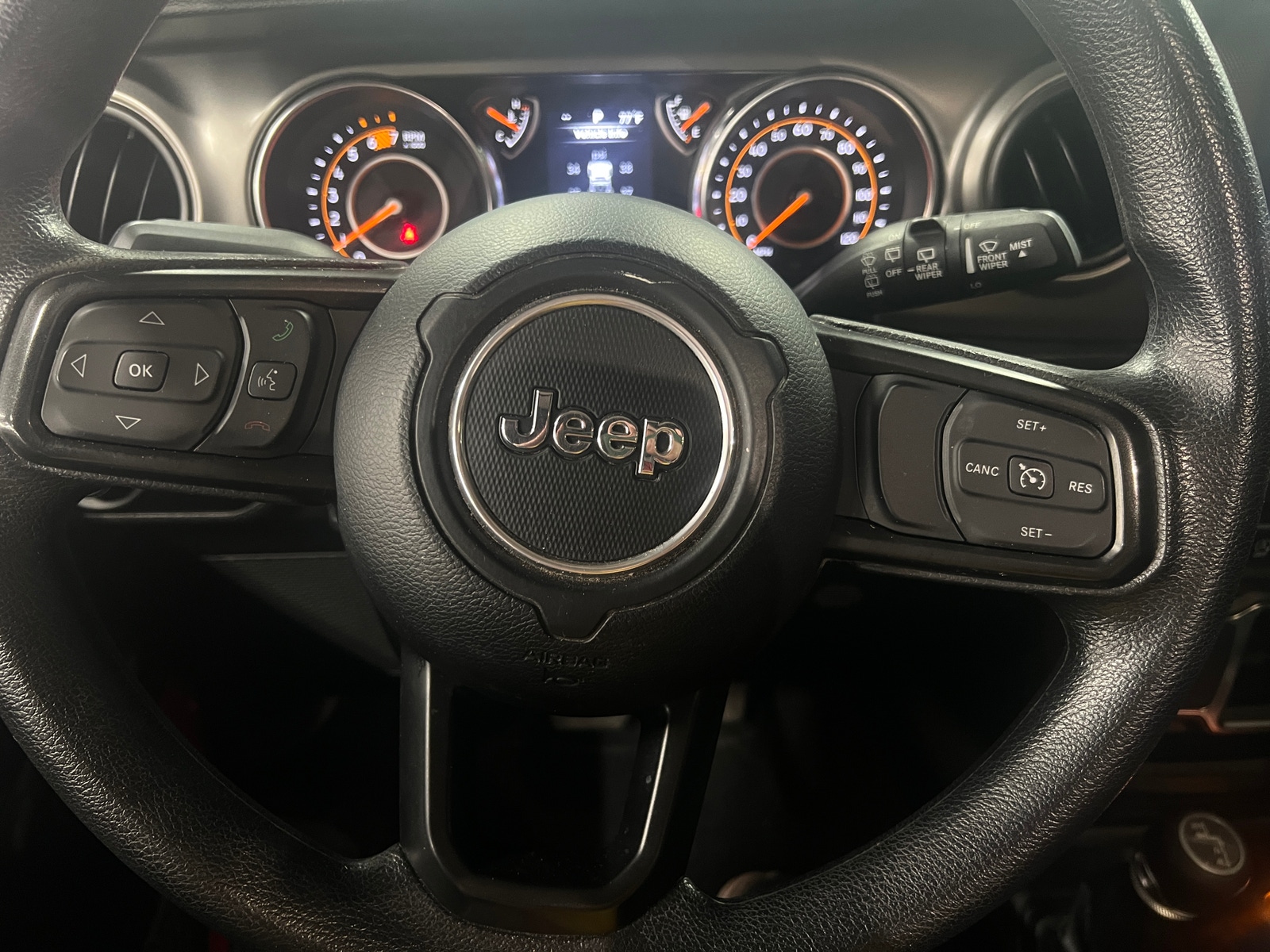 Thumbnail: 2022 Jeep Wrangler - 5