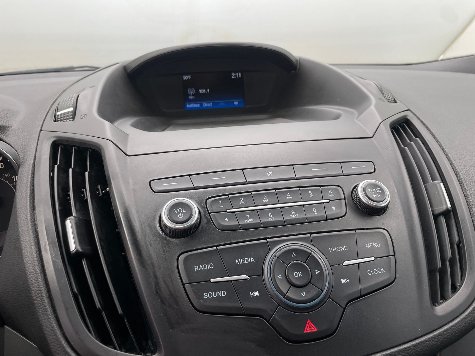 Thumbnail: 2019 Ford Escape - 4