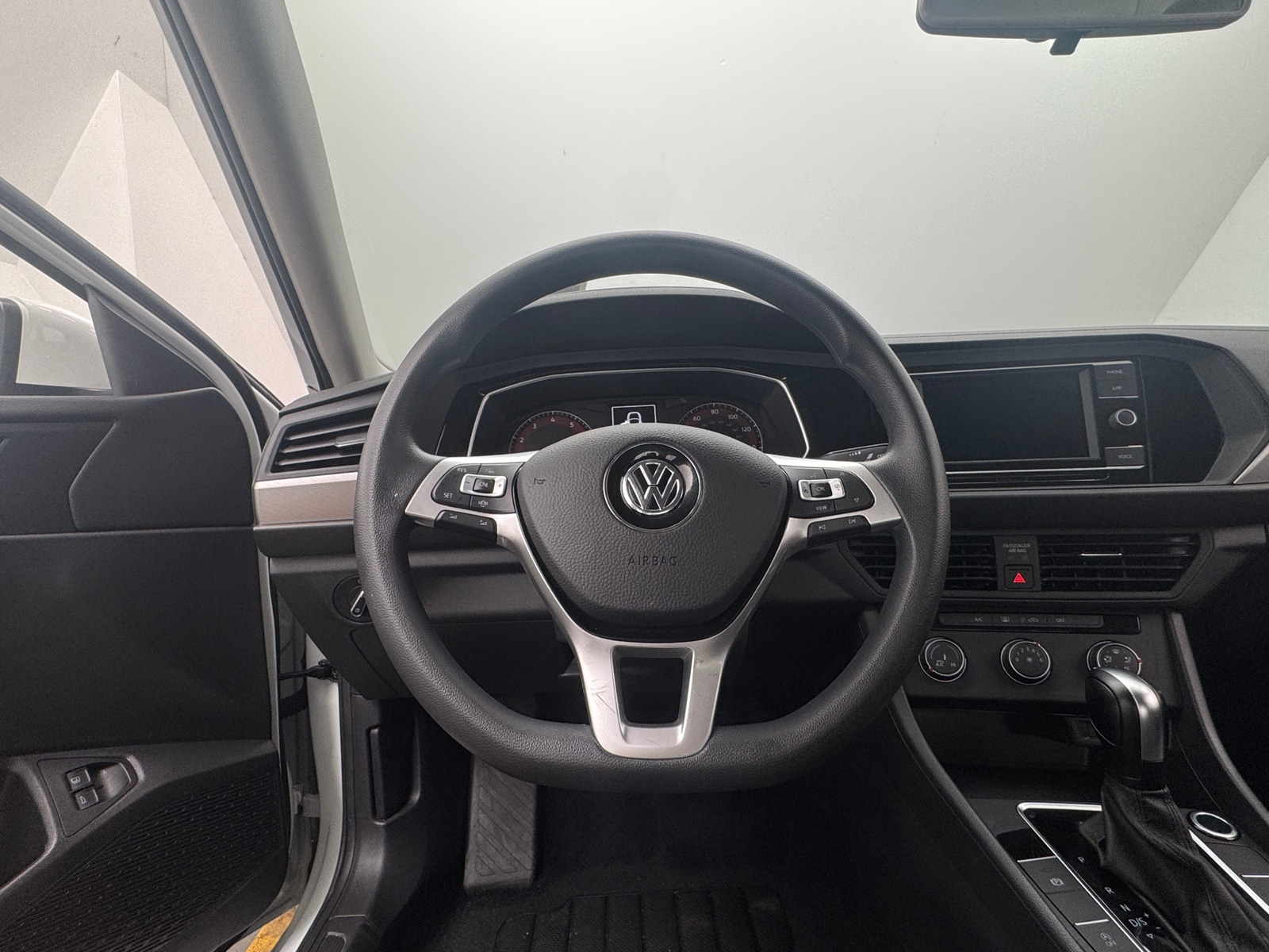 Thumbnail: 2021 Volkswagen Jetta - 5