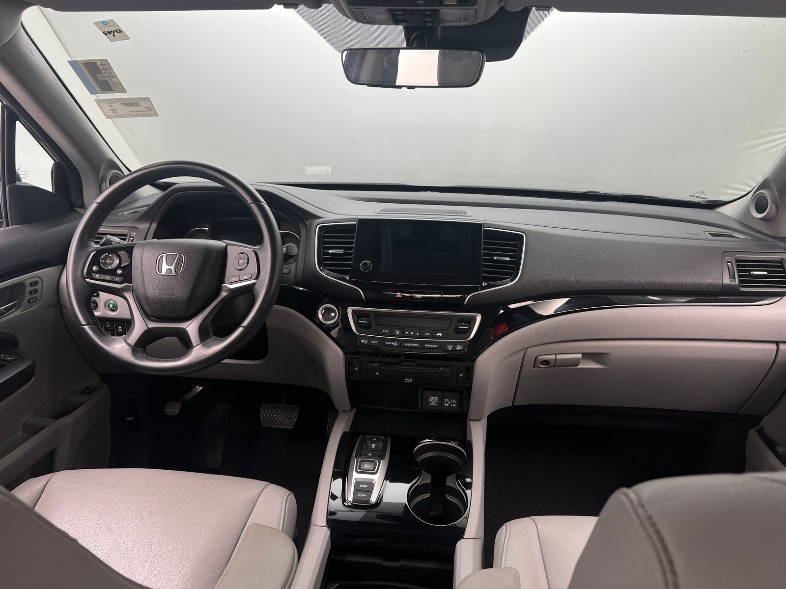 Thumbnail: 2019 Honda Pilot - 2
