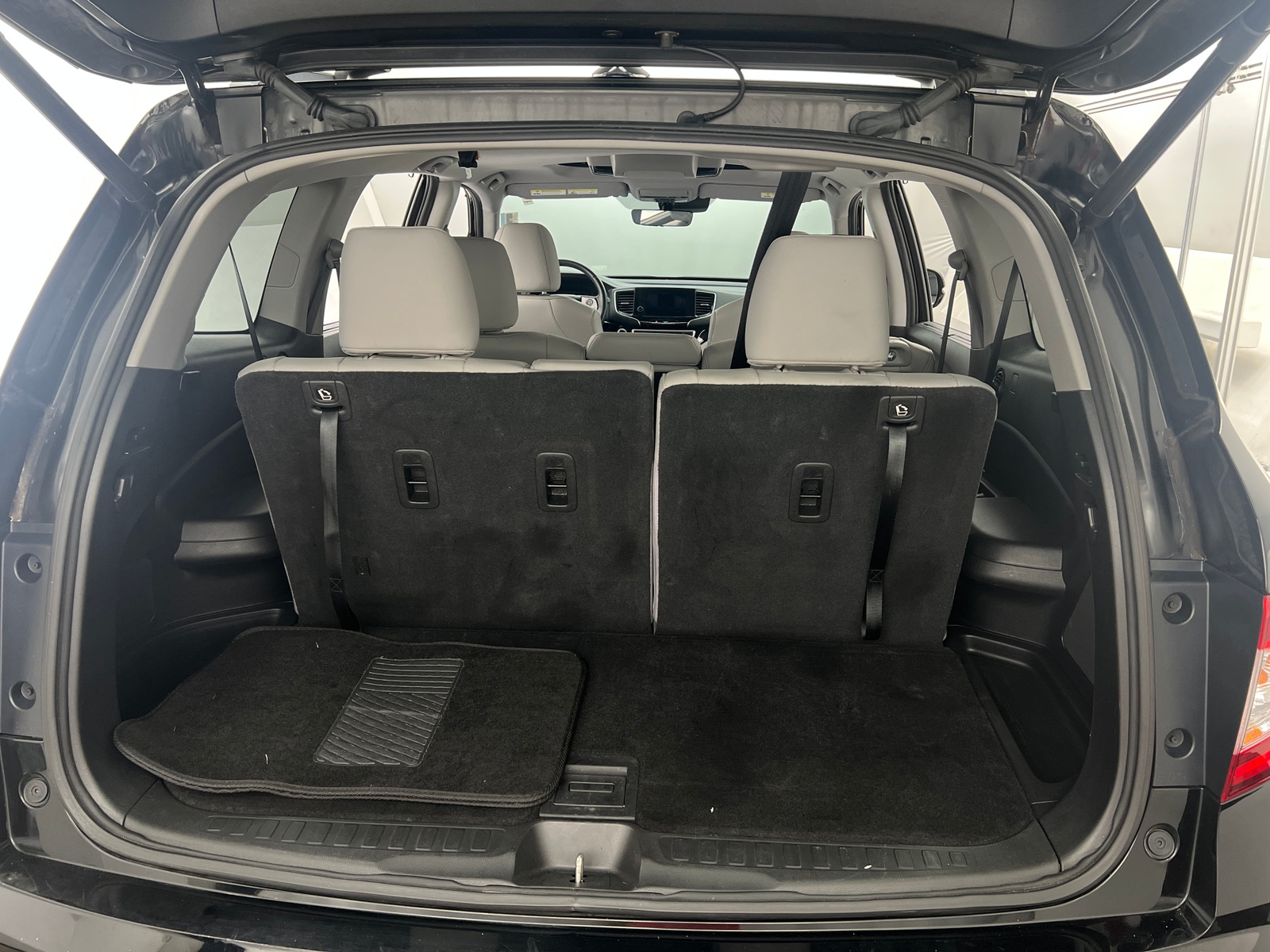 Thumbnail: 2019 Honda Pilot - 6