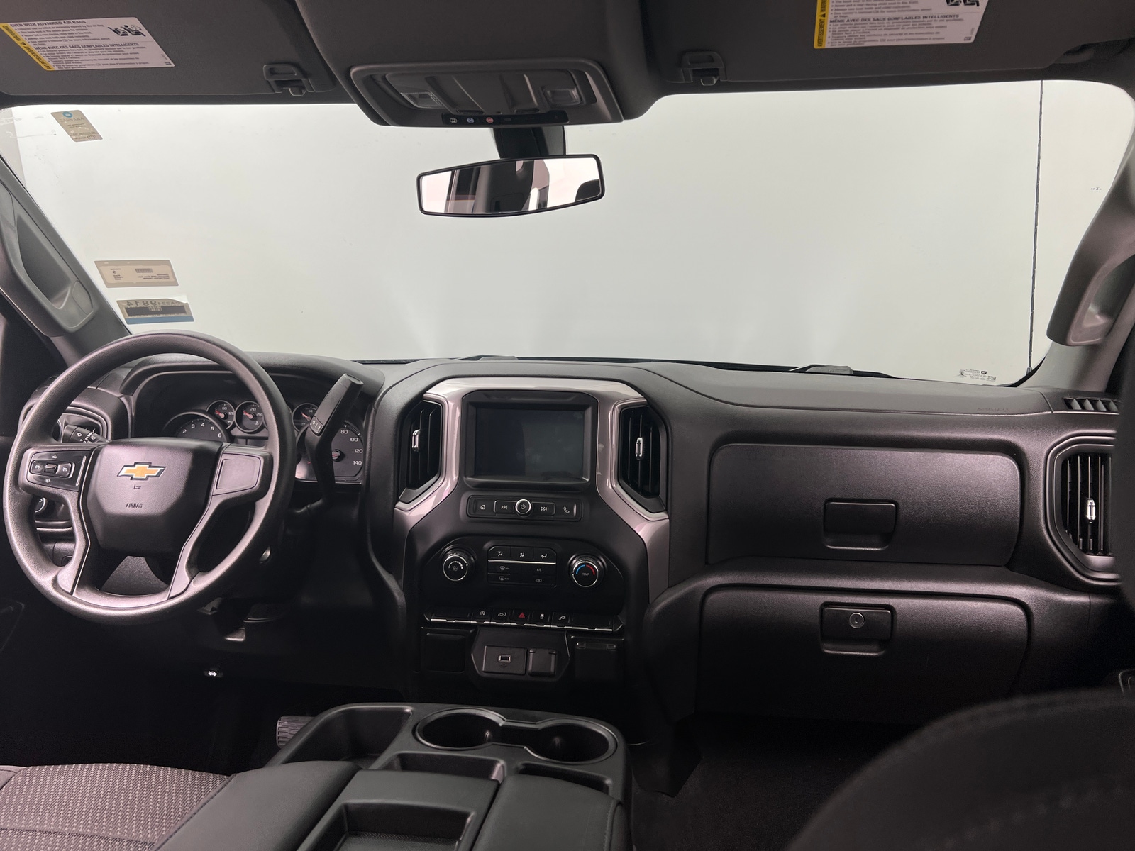 Thumbnail: 2020 Chevrolet Silverado 1500 - 3