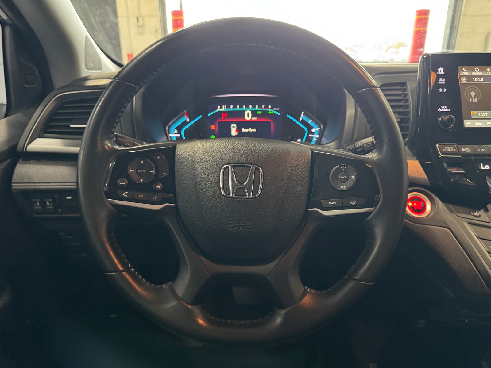 Thumbnail: 2018 Honda Odyssey - 4
