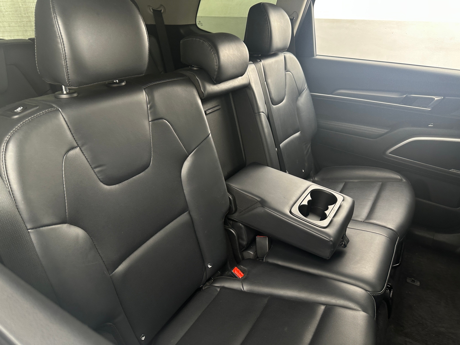 Thumbnail: 2020 Kia Telluride - 5
