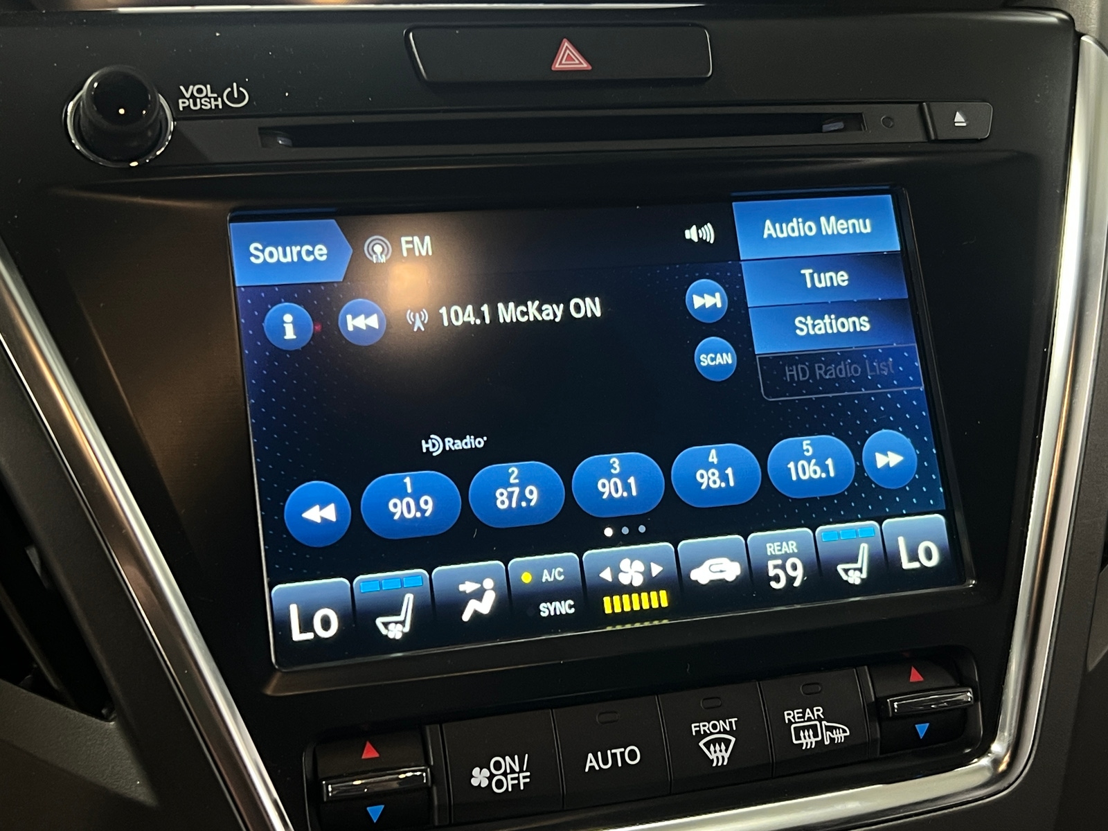 Thumbnail: 2019 Acura MDX - 3