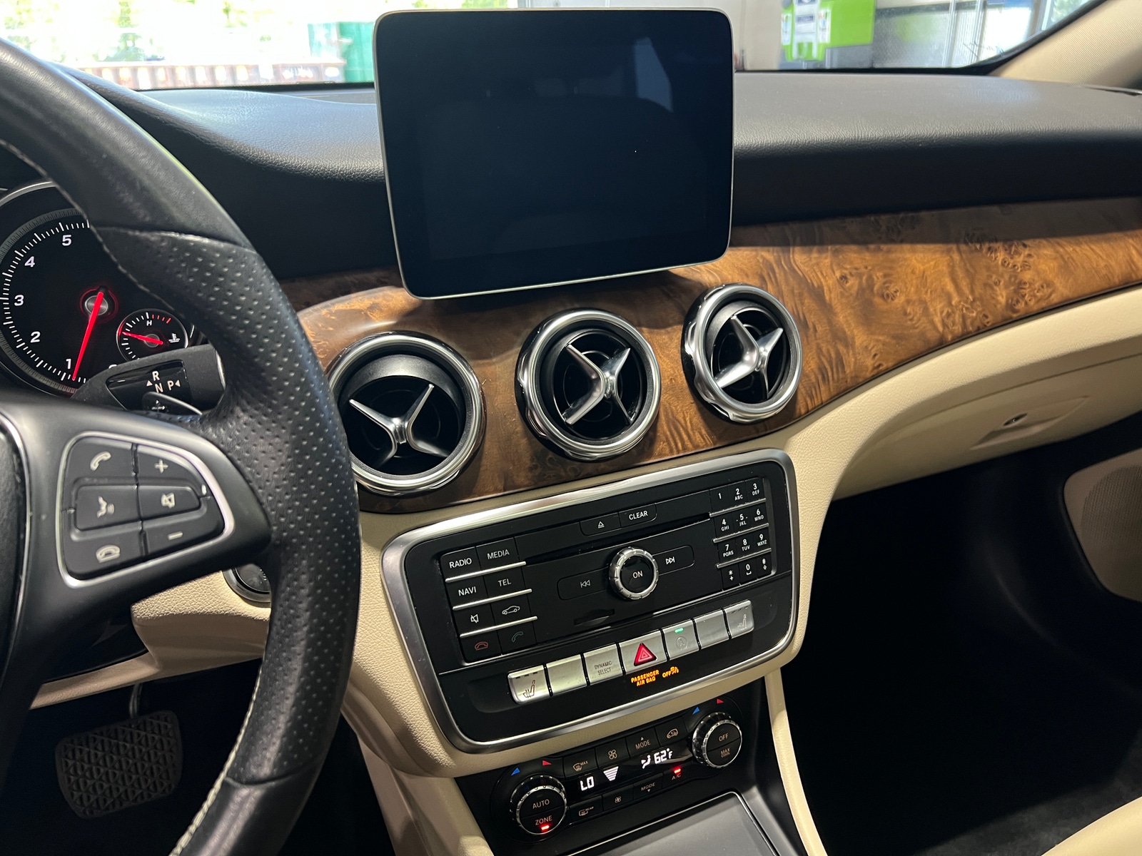 Thumbnail: 2019 Mercedes-Benz GLA - 3