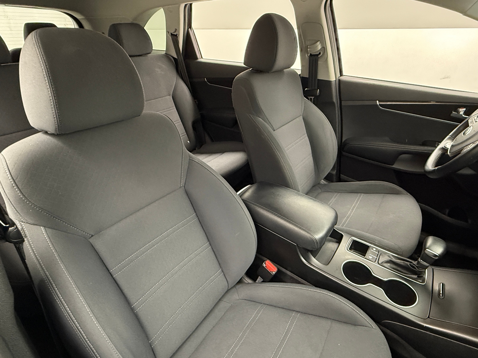 Thumbnail: 2019 Kia Sorento - 2