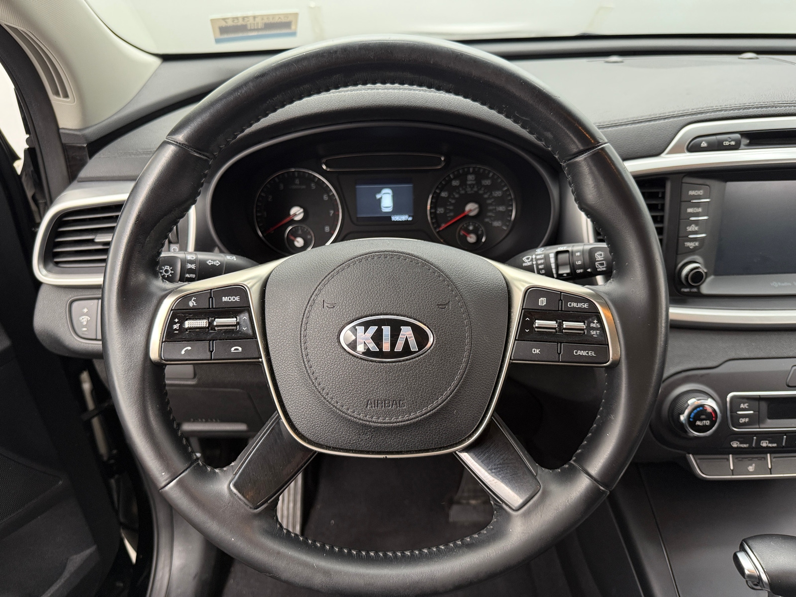 Thumbnail: 2019 Kia Sorento - 5