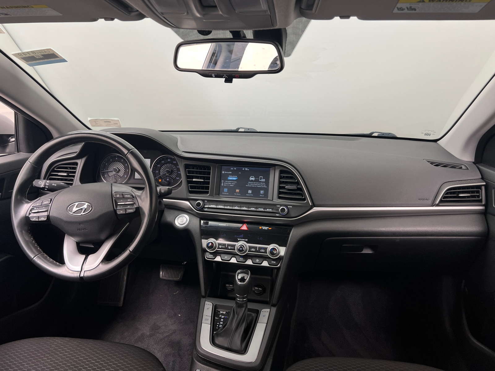 Thumbnail: 2019 Hyundai Elantra - 3