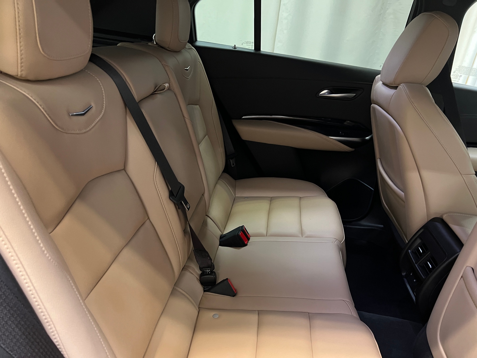Thumbnail: 2024 Cadillac XT4 - 5