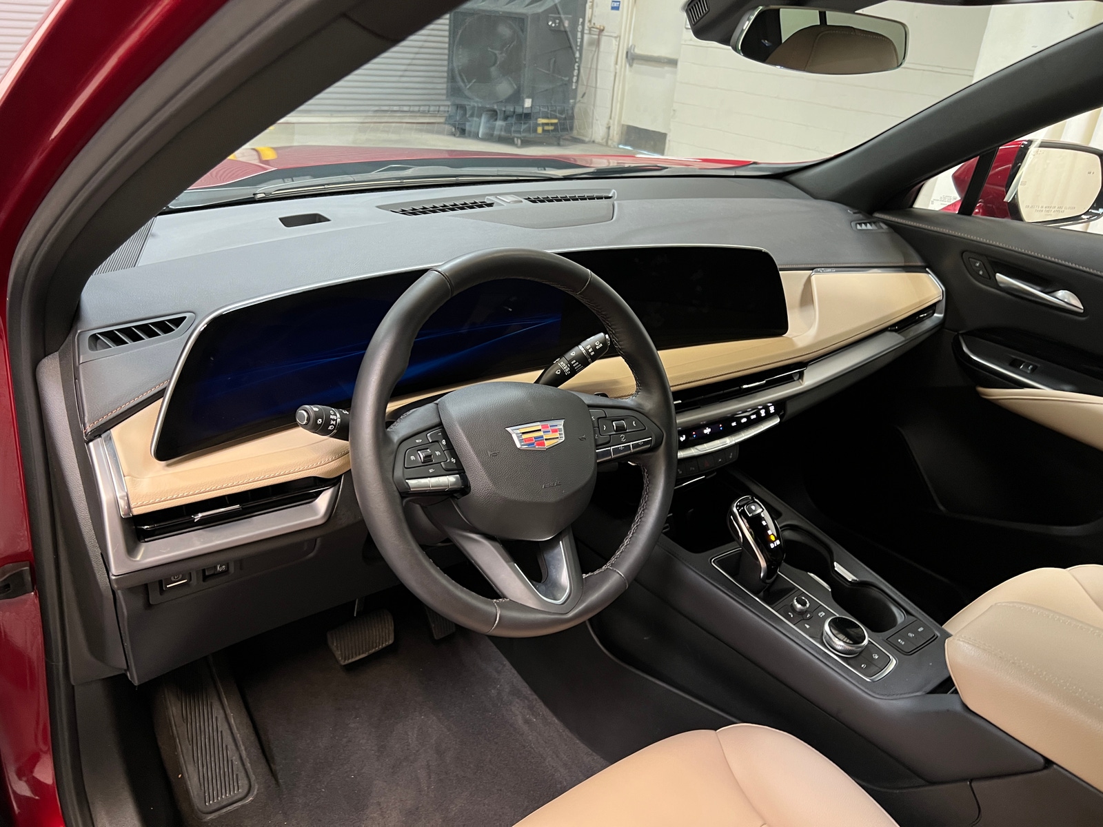 Thumbnail: 2024 Cadillac XT4 - 2