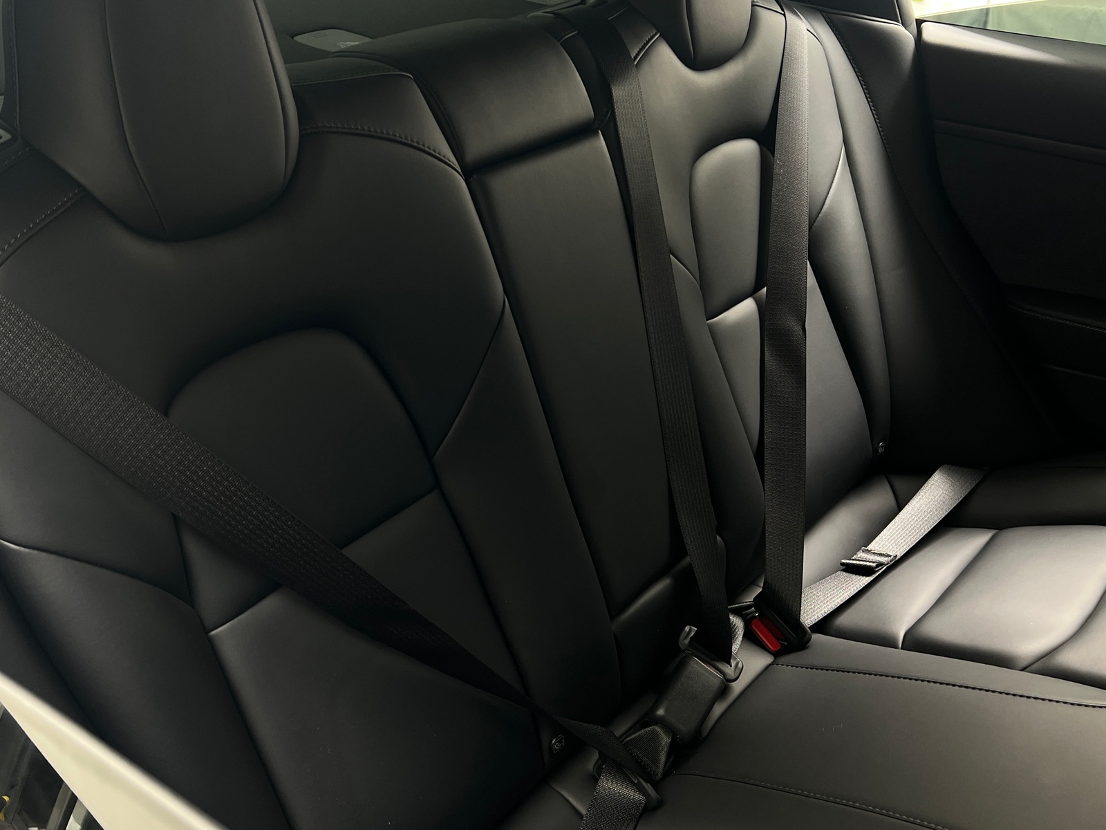 Thumbnail: 2022 Tesla Model 3 - 5