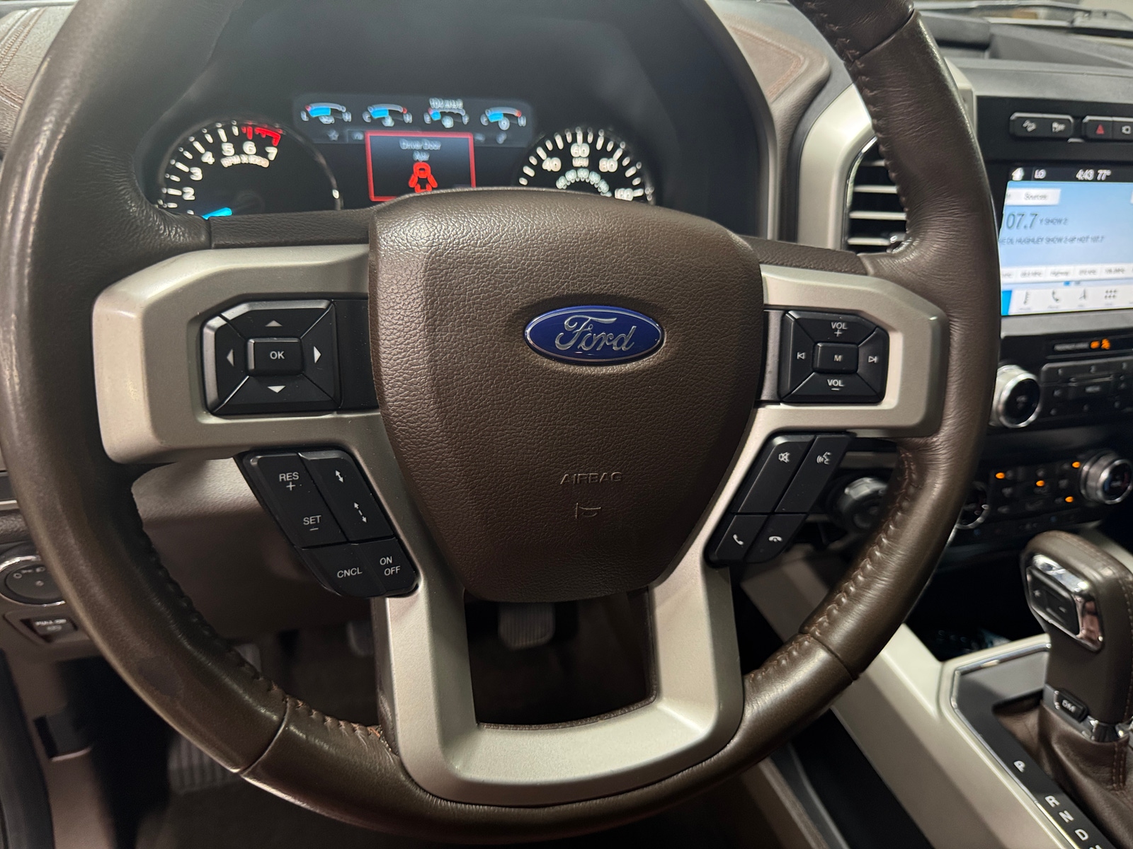 Thumbnail: 2019 Ford Econoline - 4