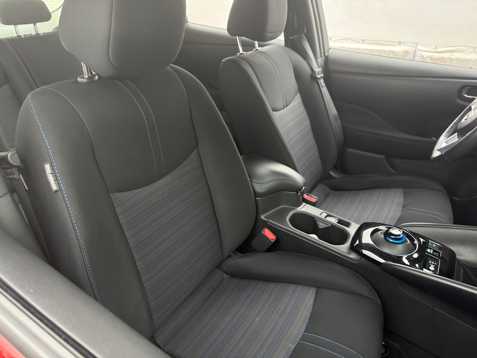 Thumbnail: 2023 Nissan Leaf - 2