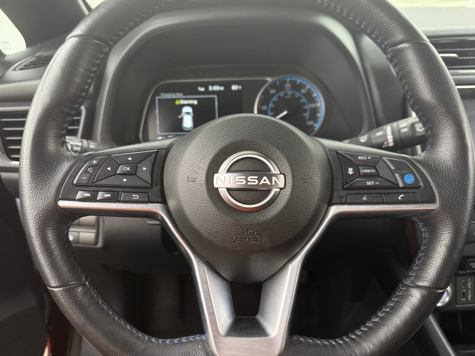 Thumbnail: 2023 Nissan Leaf - 5