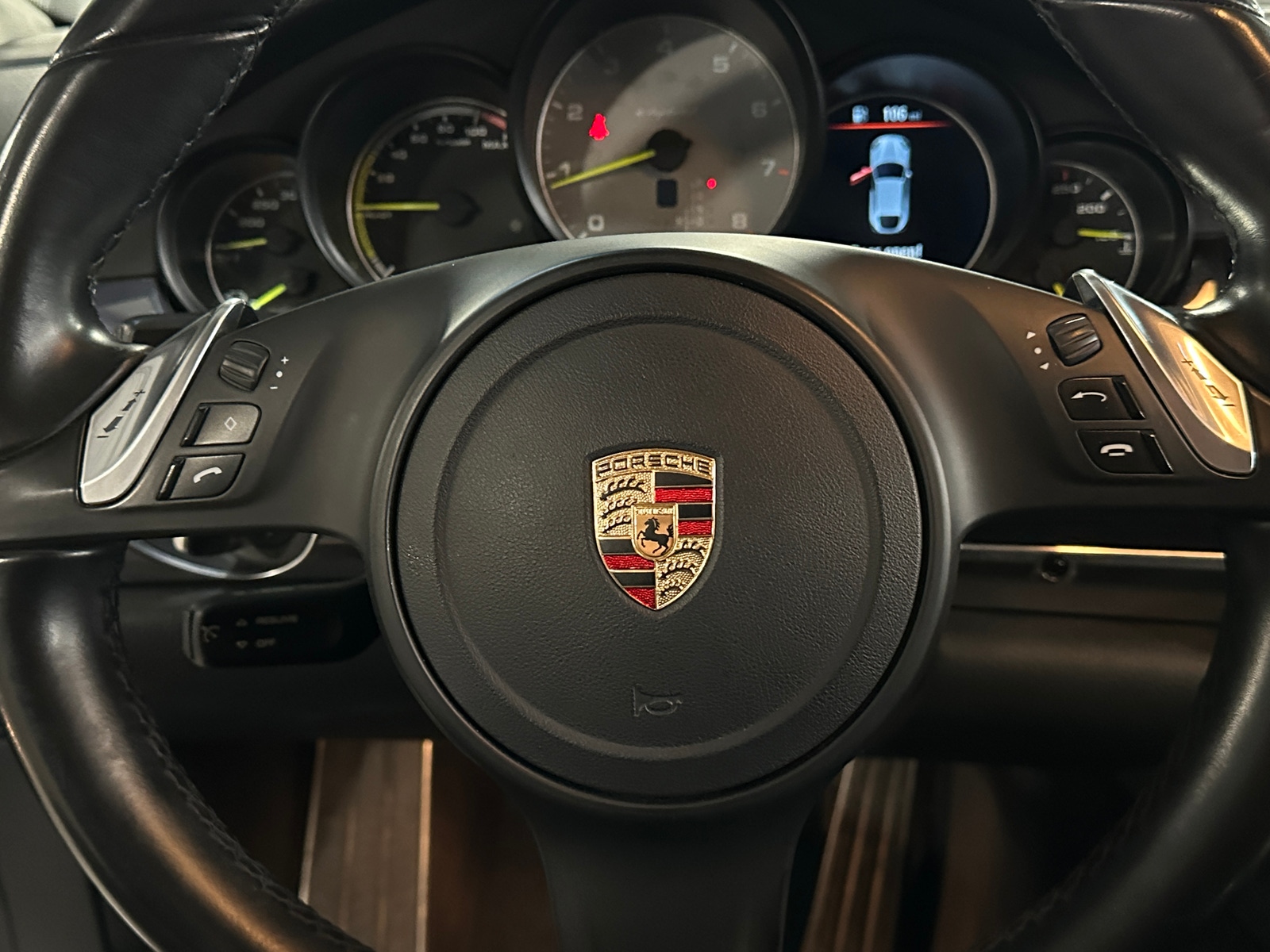 Thumbnail: 2014 Porsche Panamera - 4