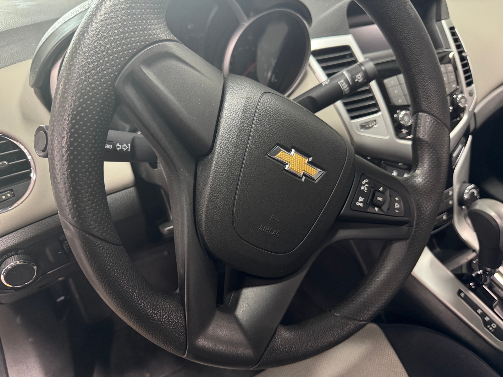 Thumbnail: 2014 Chevrolet Cruze - 5