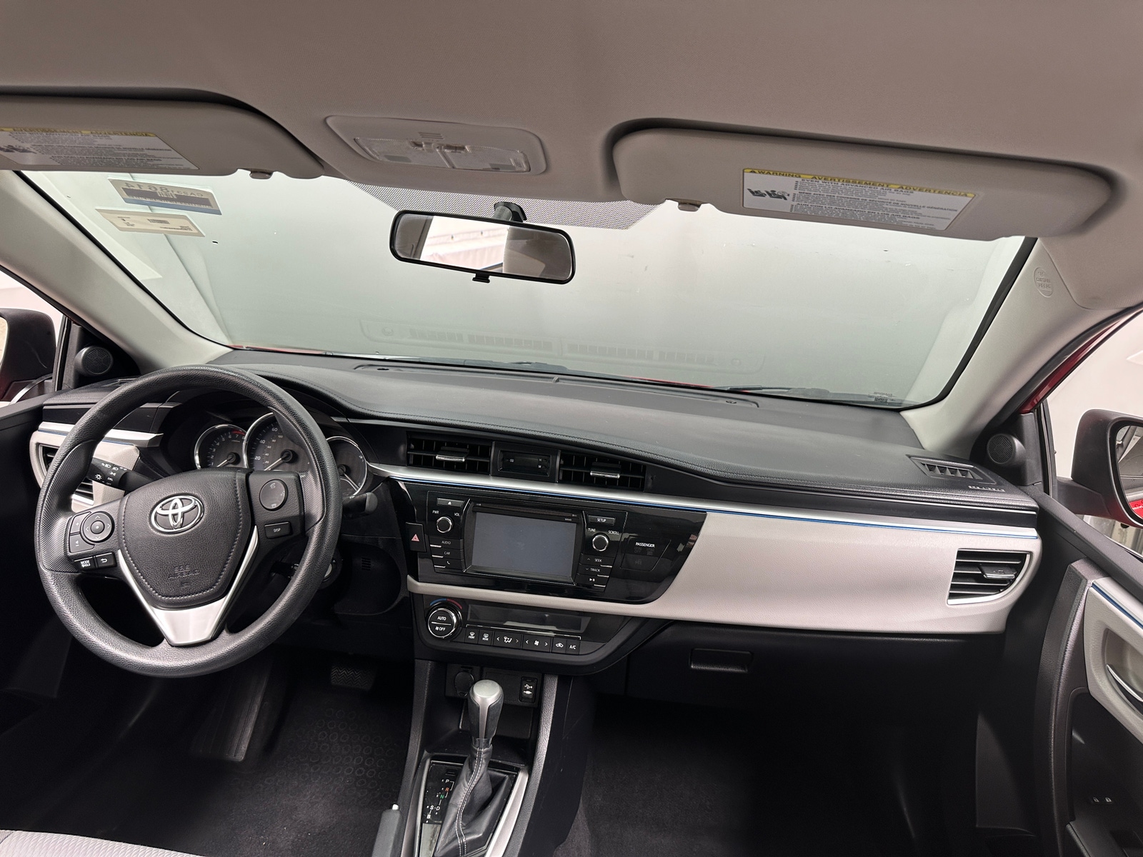 Thumbnail: 2015 Toyota Corolla - 3