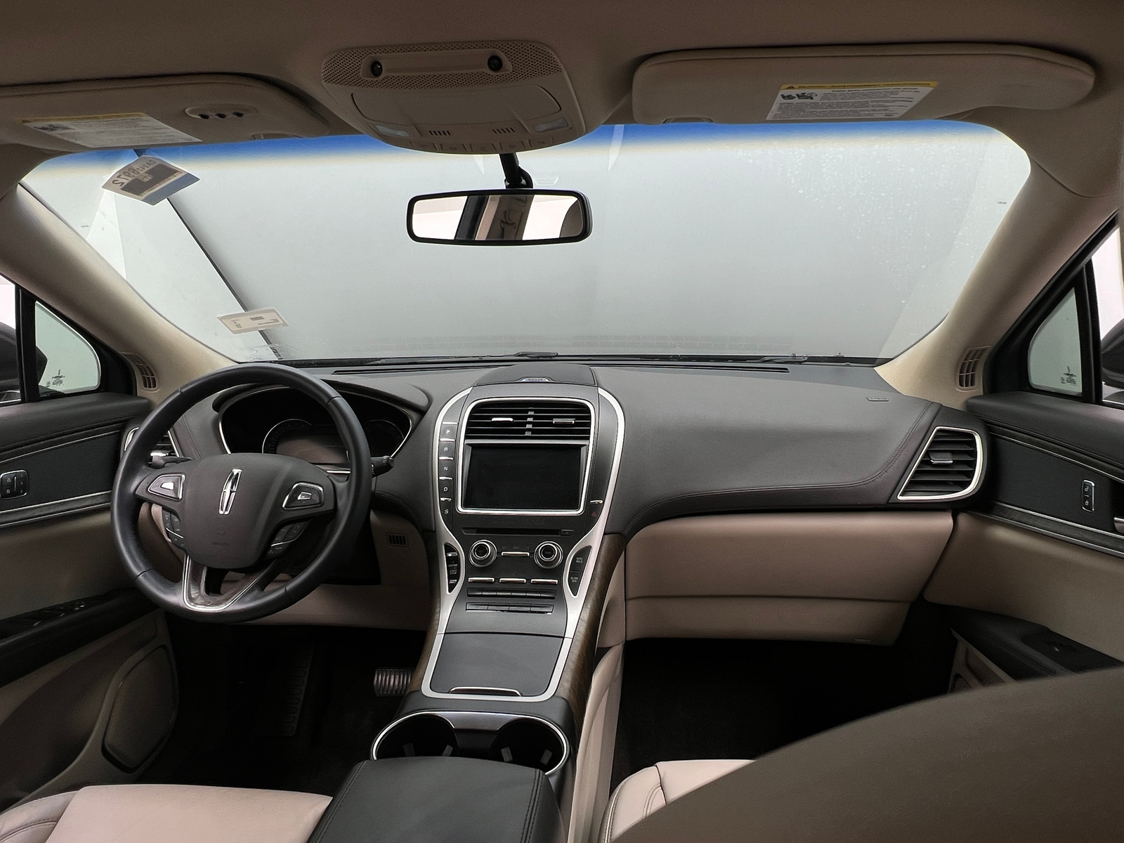 Thumbnail: 2017 Lincoln MKX - 2
