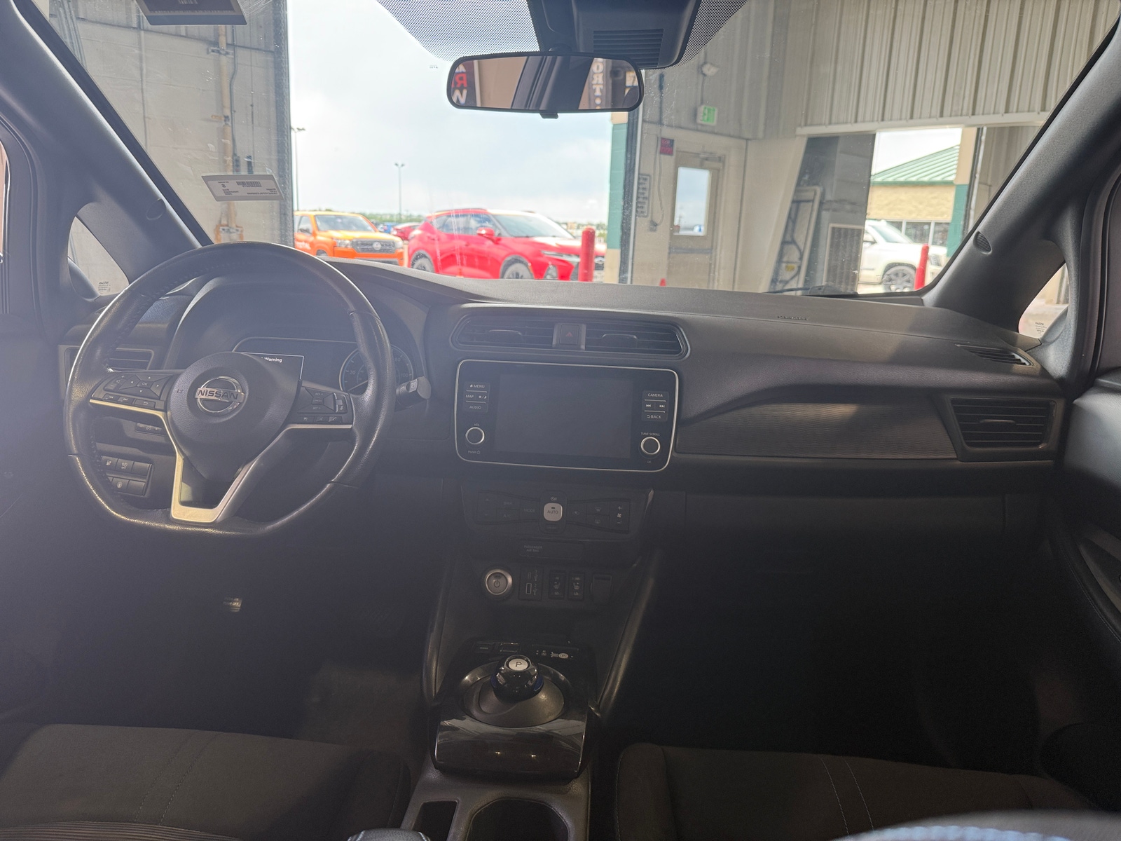 Thumbnail: 2020 Nissan Leaf - 3