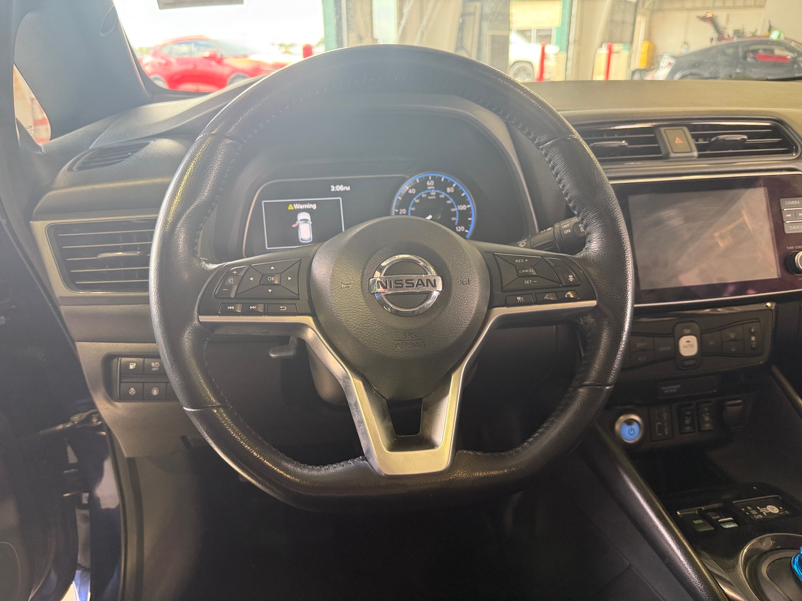 Thumbnail: 2020 Nissan Leaf - 5