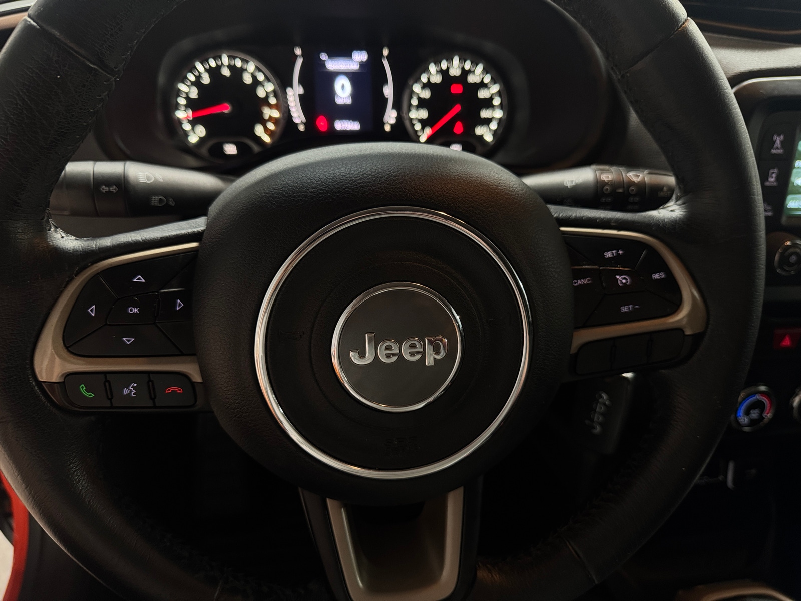 Thumbnail: 2015 Jeep Renegade - 5