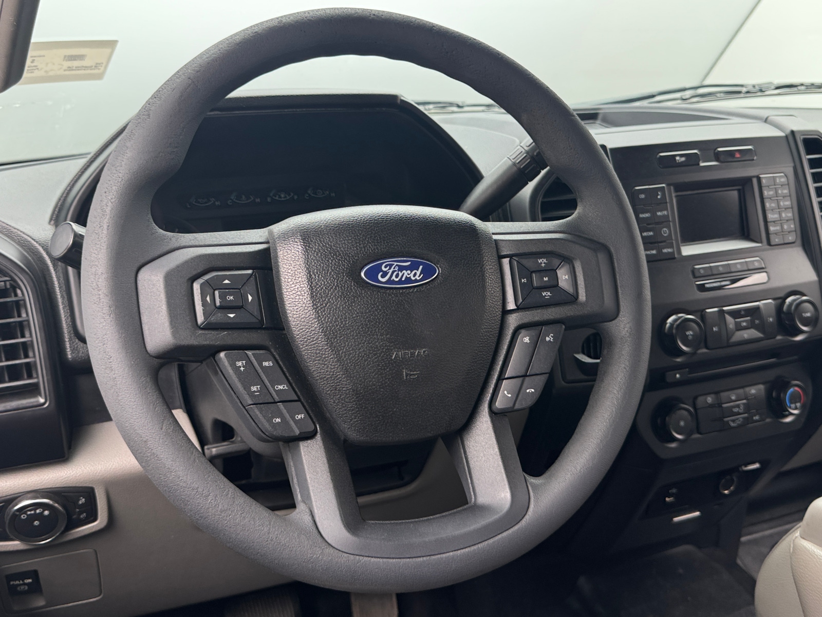 Thumbnail: 2017 Ford Econoline - 5
