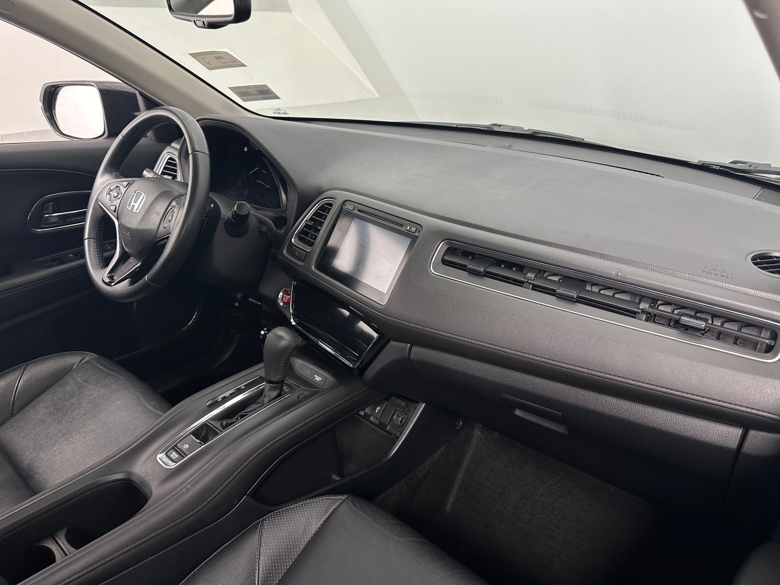 Thumbnail: 2017 Honda HR-V - 2