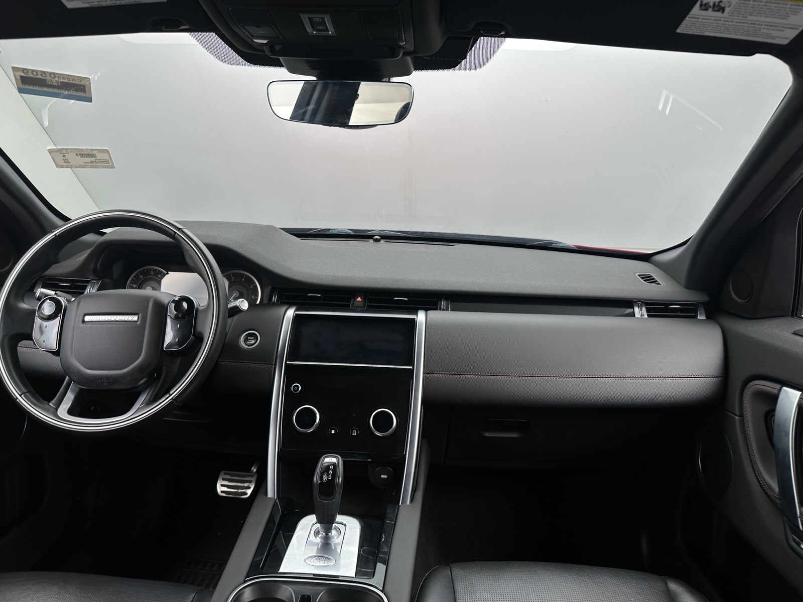 Thumbnail: 2020 Land Rover Discovery Sport - 2