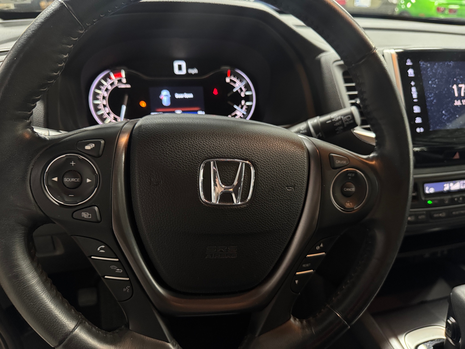 Thumbnail: 2018 Honda Pilot - 4