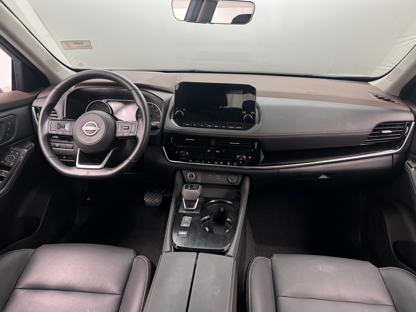 Thumbnail: 2022 Nissan Rogue - 2
