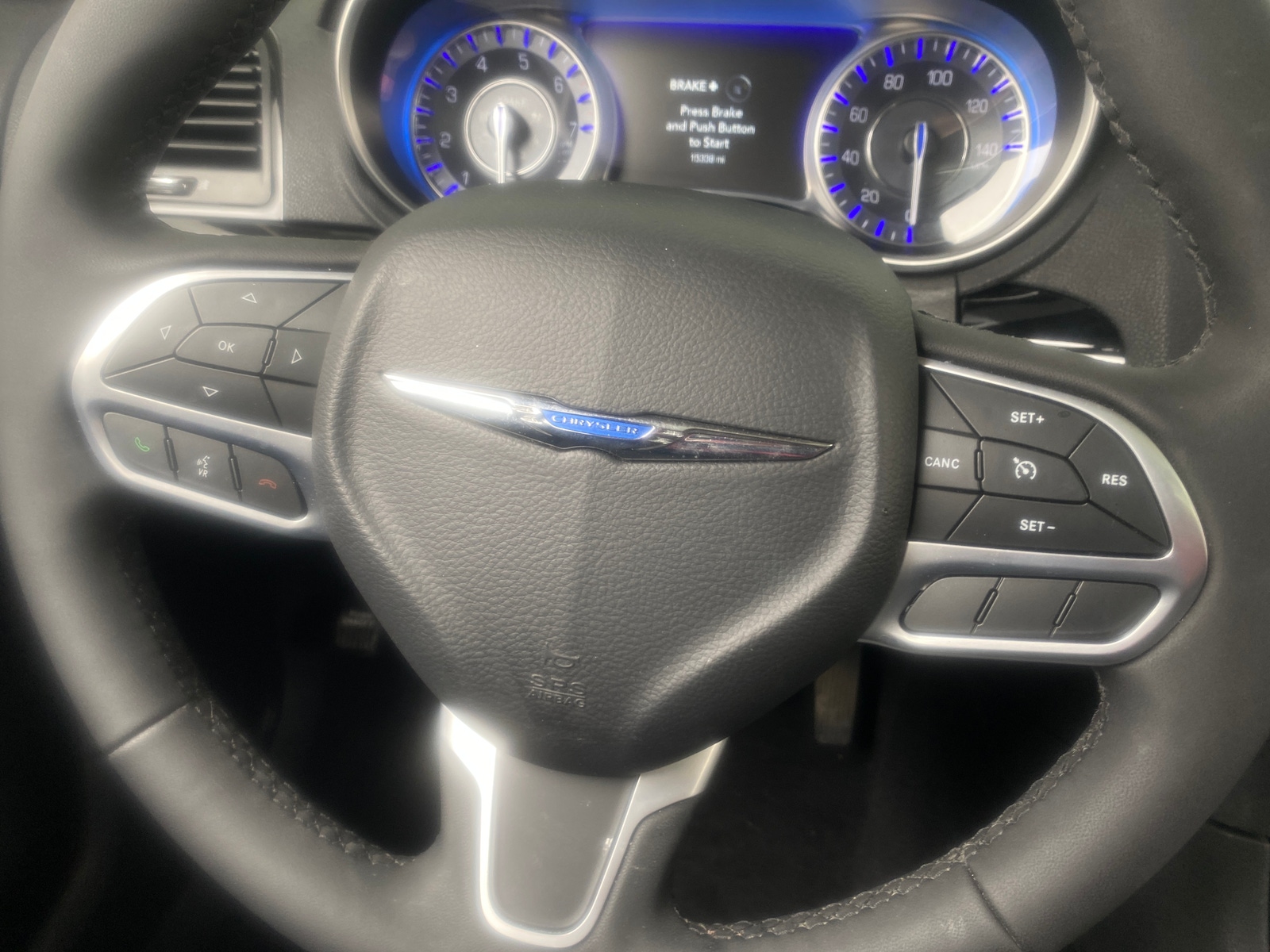 Thumbnail: 2023 Chrysler 300 - 4